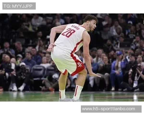 范弗里特谈球队争冠机会受限时的出战态度与伤病困扰